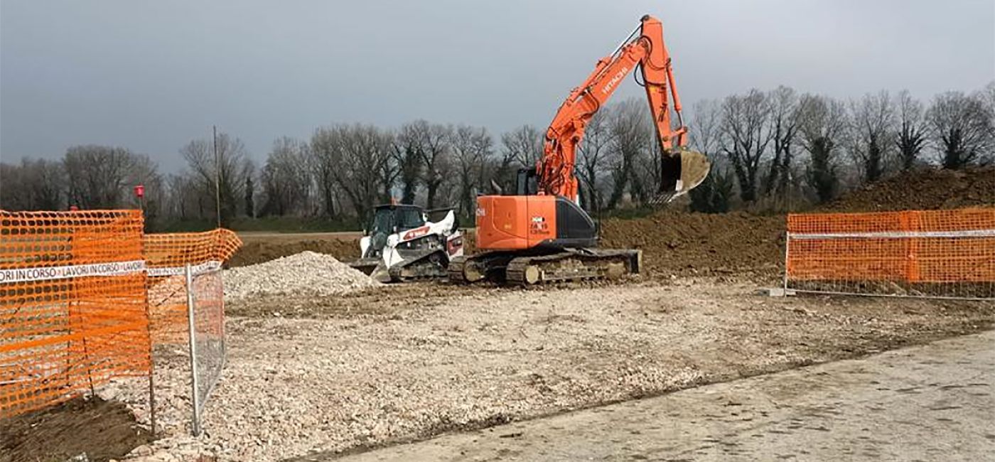 A Bettolelle i lavori per la realizzazione di una delle vasche di espansione per difendere Senigallia dal rischio alluvione