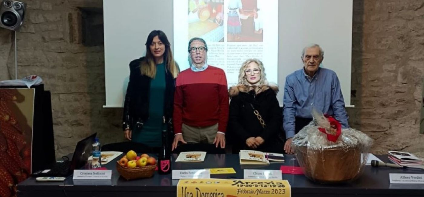 La presentazione ad Arcevia della nuova edizione di "Una domenica andando a polenta"