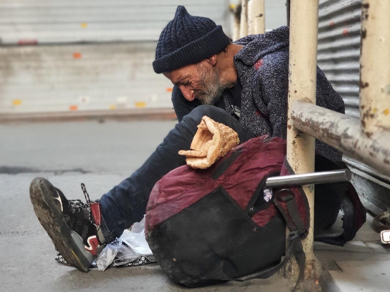 senzatetto, poveri, povertà