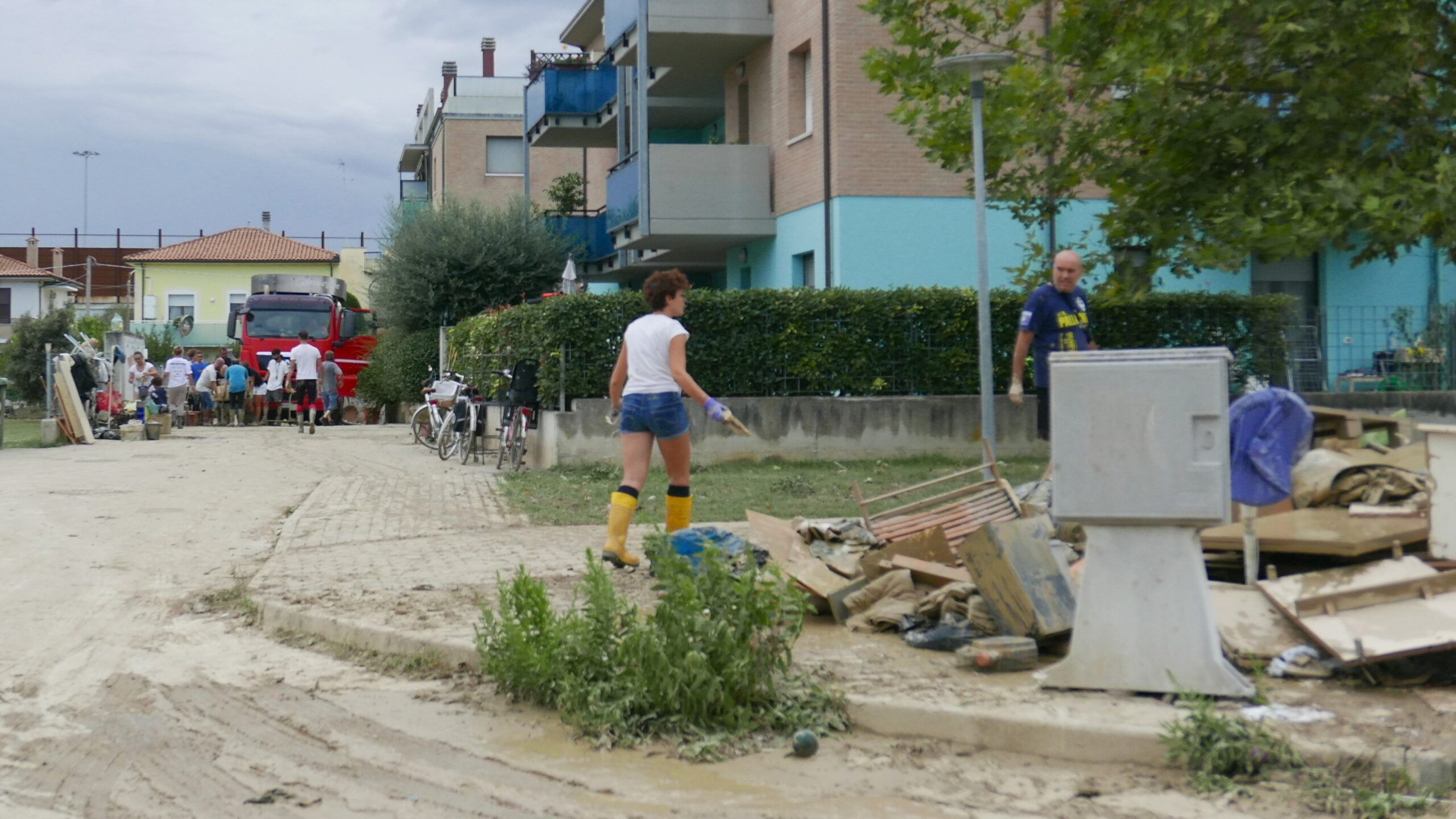 L'alluvione a Borgo Molino di Senigallia: comunità al alvoro per risistemare il quartiere