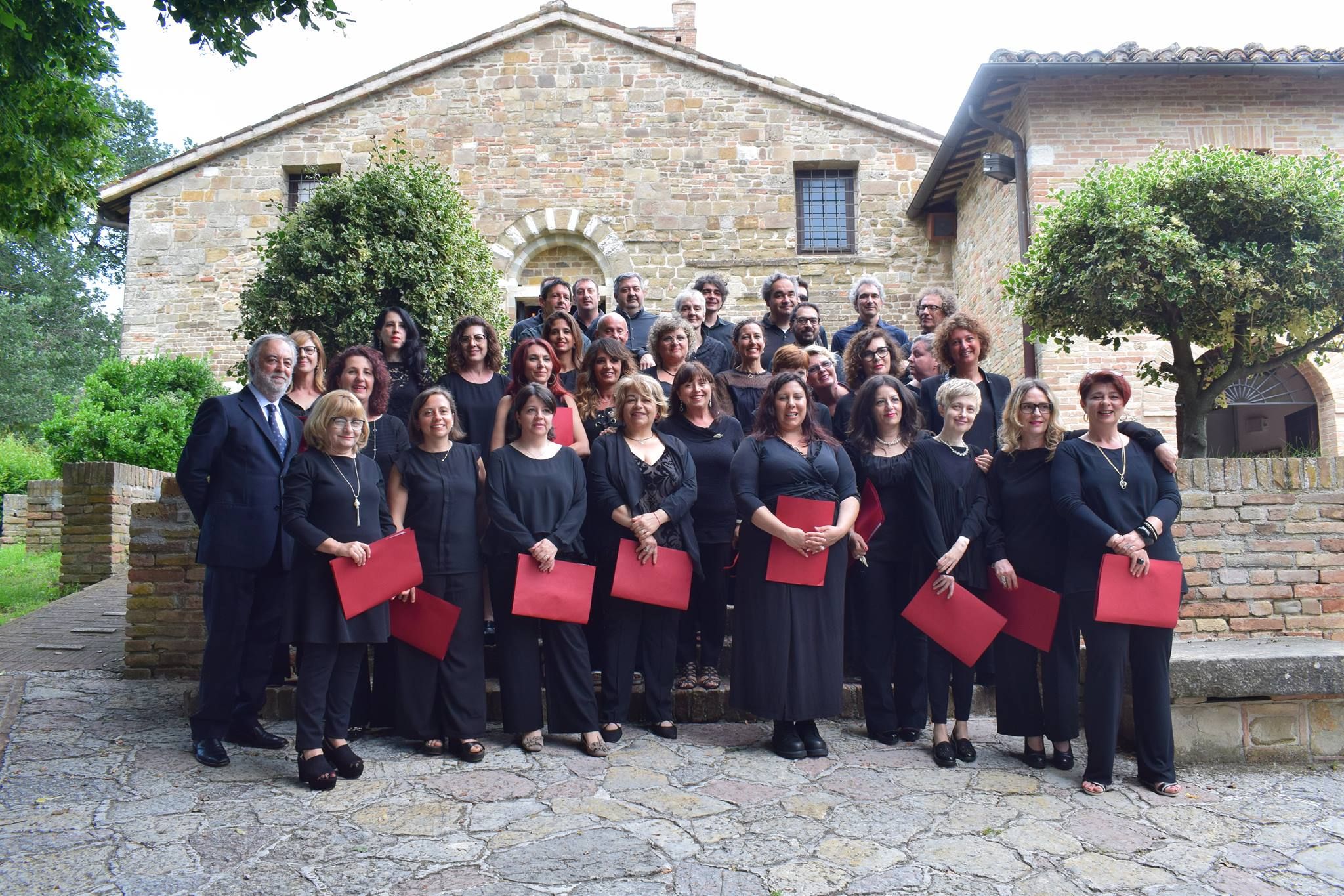 L'associazione corale Luigi Tonini Bossi (foto 2018)