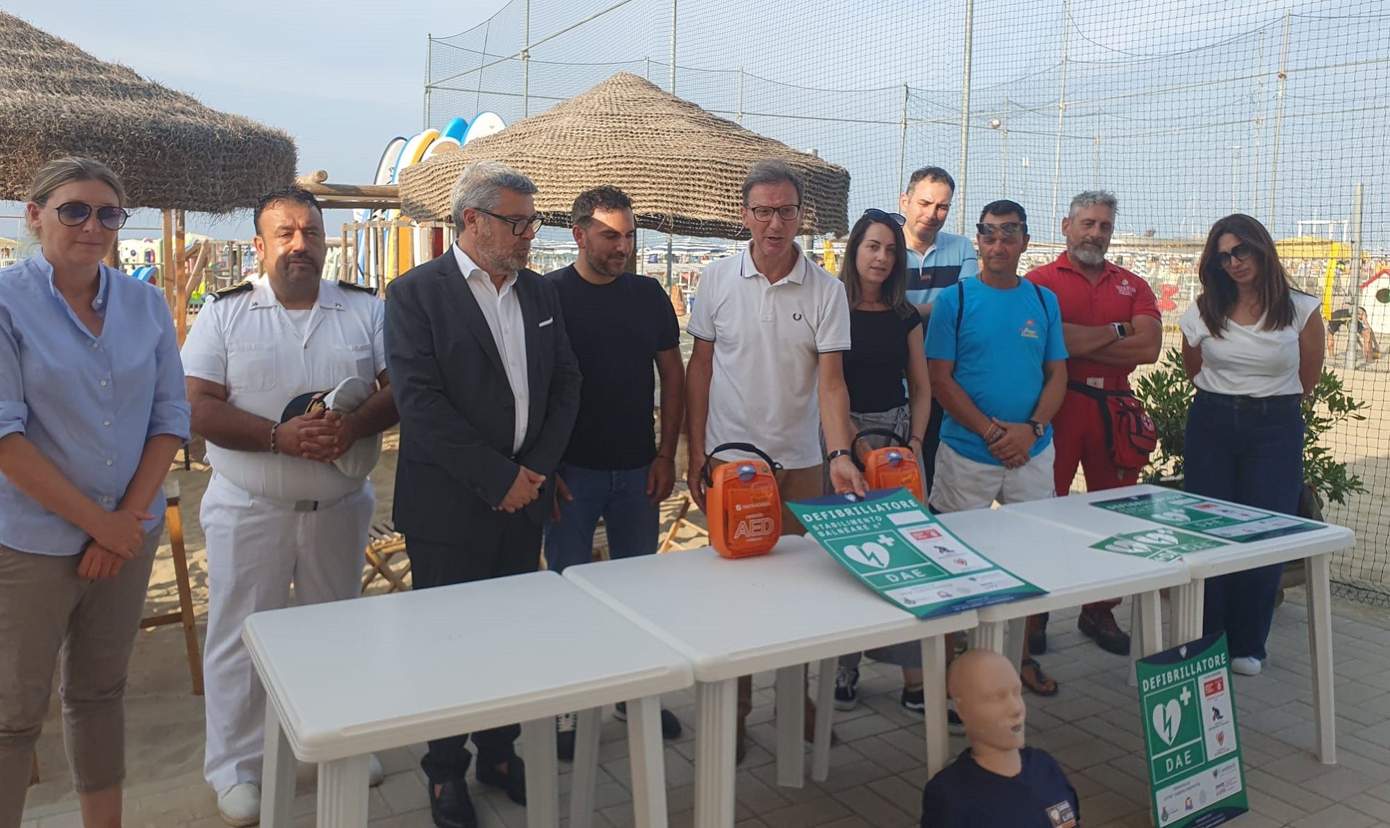 Defibrillatori in spiaggia ai concessionari balneari di Senigallia per una città cardio protetta