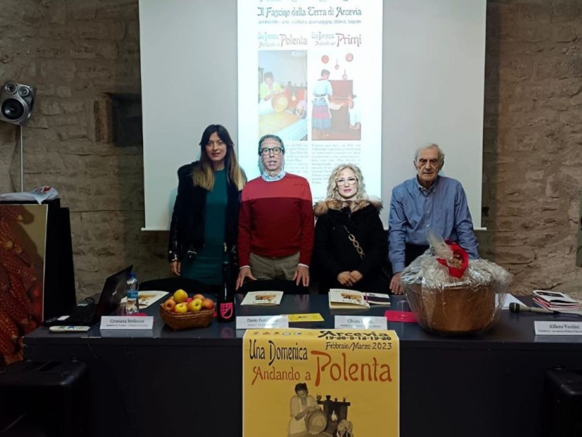 La presentazione ad Arcevia della nuova edizione di "Una domenica andando a polenta"