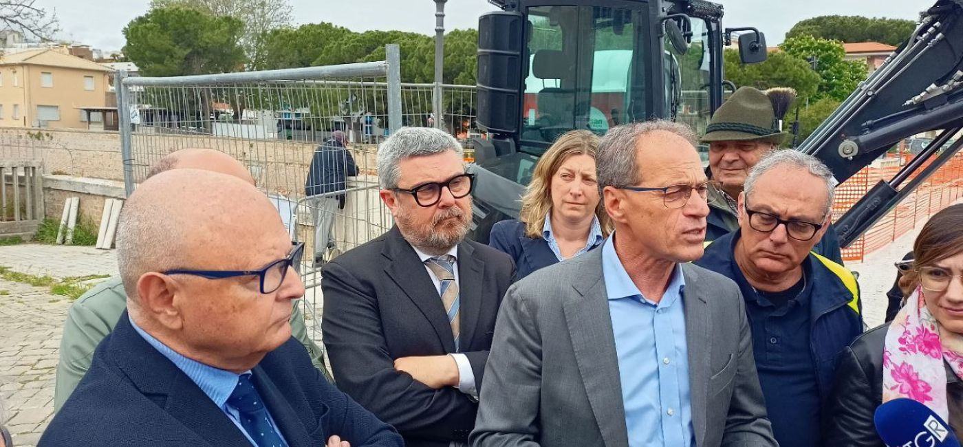 Partiti i lavori per la passerella ciclopedonale sul fiume Misa a Senigallia