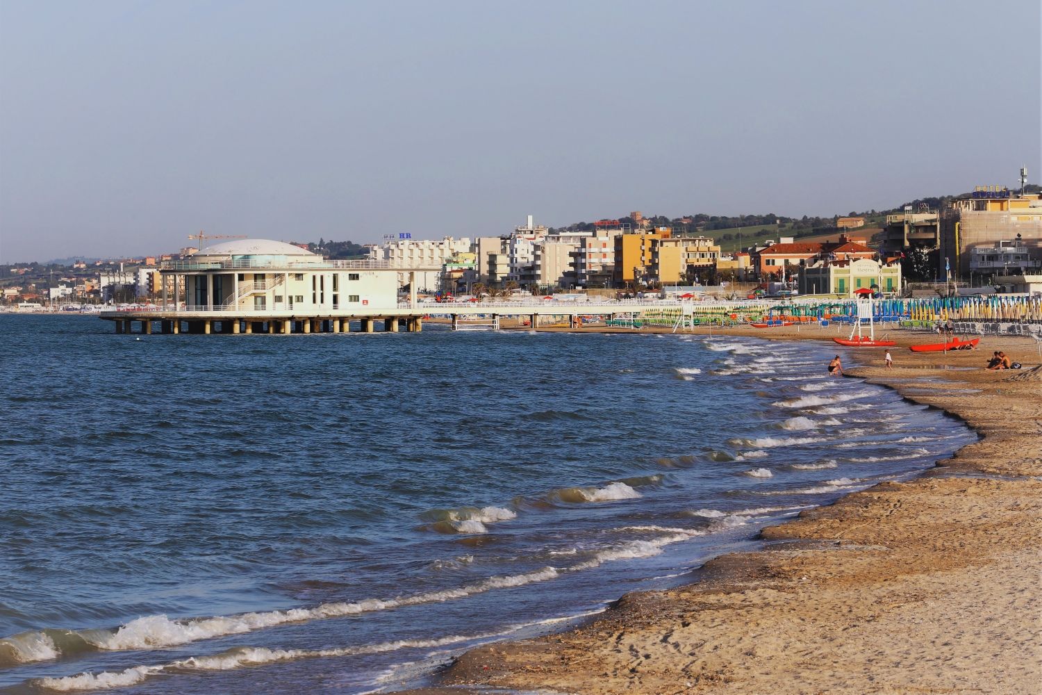 La spiaggia di velluto e la rotonda a mare di Senigallia