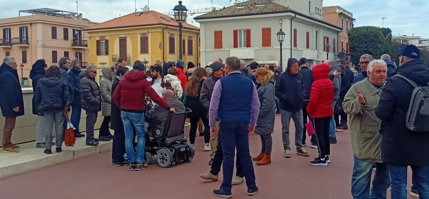 A Senigallia la protesta dei comitati degli alluvionati per chiedere la messa in sicurezza del territorio Misa e Nevola