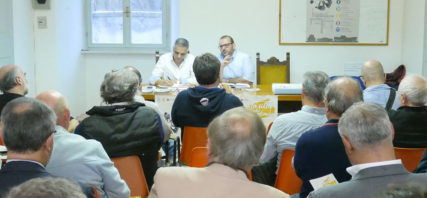 L'incontro di presentazione del progetto "La città che vogliamo" promosso da Caritas e Pastorale del lavoro della Diocesi di Senigallia