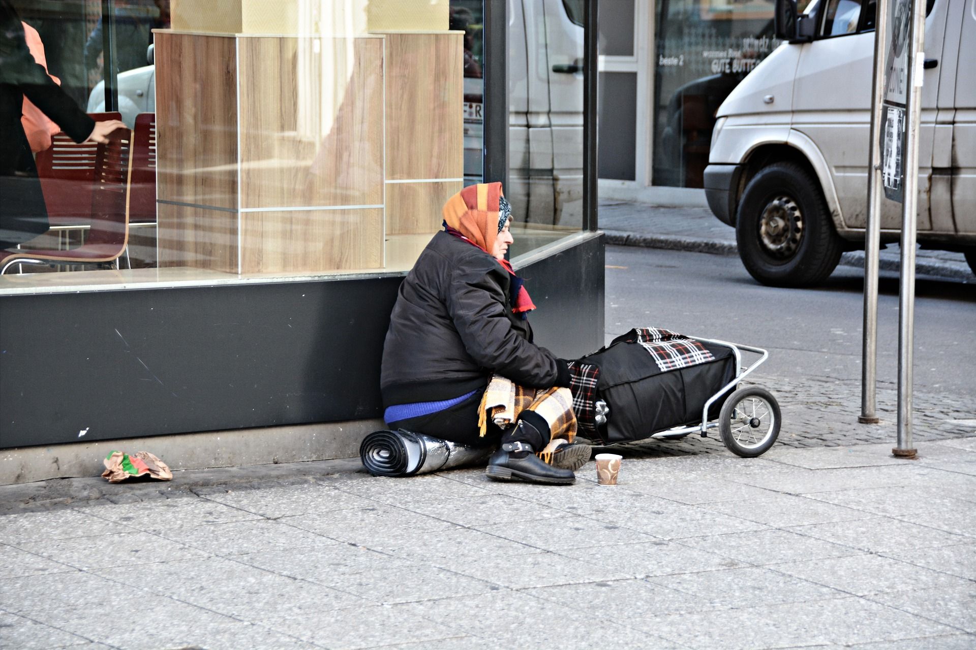 povertà, senza tetto, persone bisognose, carità