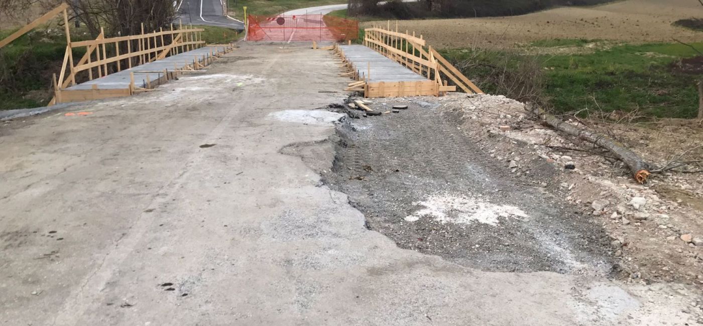 Iniziati a Serra de' Conti i lavori di ripristino del ponte sul fosso Caffarelli (torrente affluente del fiume Misa) distrutto dall'alluvione del 15 settembre 2022