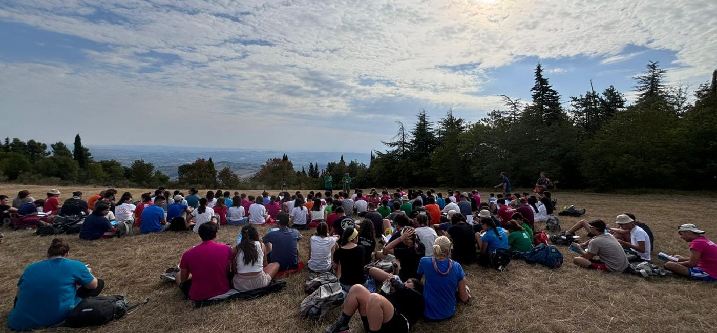 Un momento del pellegrinaggio diocesano nel territorio della dicoesi di Senigallia