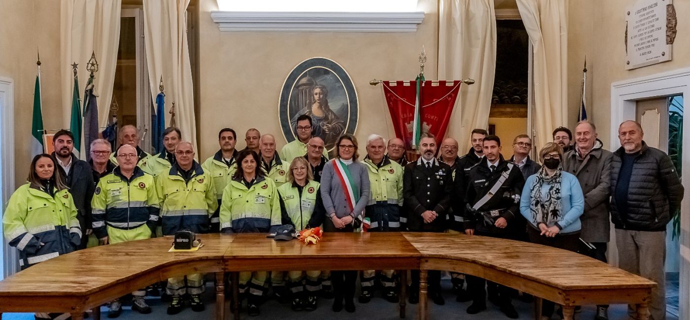 Civiche benemerenze a Serra de' Conti per l'aiuto alla popolazione dato durante l'alluvione del 15 settembre