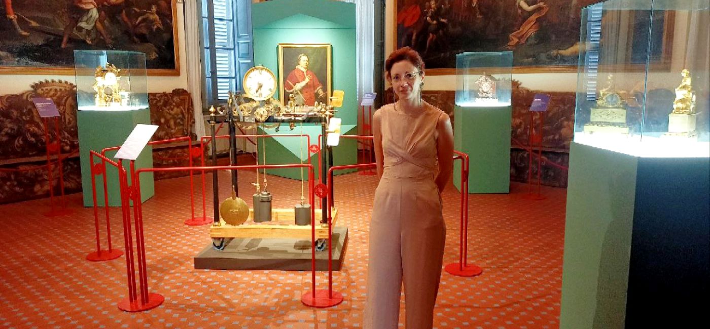 Lorenza Zampa è l'operatrice museale e la guida della mostra “Il tempo dei papi” allestita a Palazzo Mastai – Casa Museo Pio IX a Senigallia