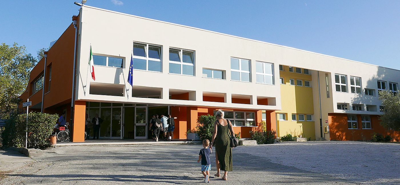 La rinnovata scuola primaria a Cesanella di Senigallia