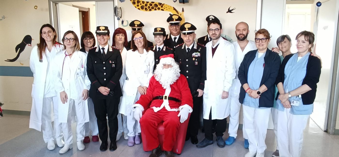 Donazione dei carabinieri di Senigallia al reparto di pediatria dell'ospedale cittadino